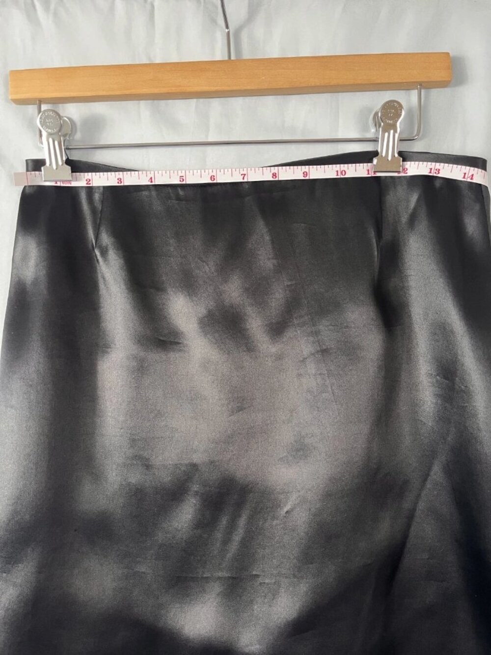 DKNY Black Satin Slip Skirt Y2K Minimalist Vintage Midi Skirt Size 10 - Picture 4 of 7